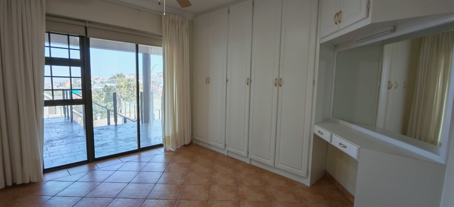 4 Bedroom Property for Sale in Dana Bay Western Cape